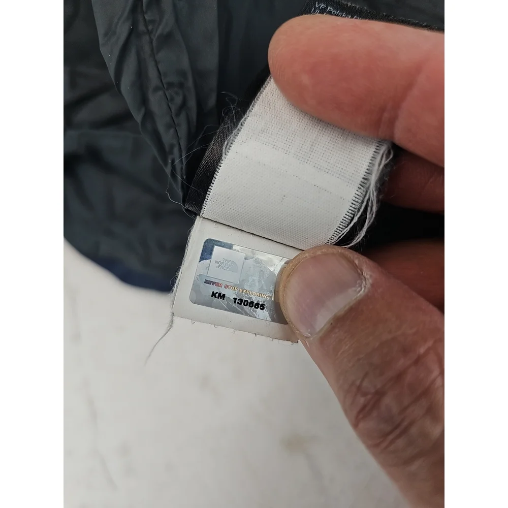 The North Face Men's Navy Puffer Jacket